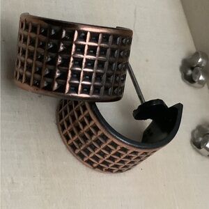 Vintage genuine copper waffle grid hoop earrings